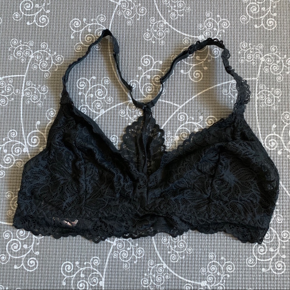 Black Lacey bra (xhilaration) XL